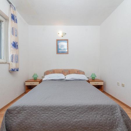 Olive Gardens Apartment Primosten Luaran gambar