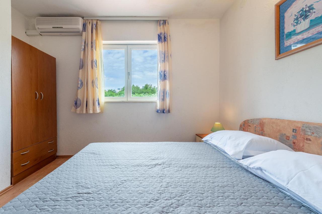 Olive Gardens Apartment Primosten Luaran gambar