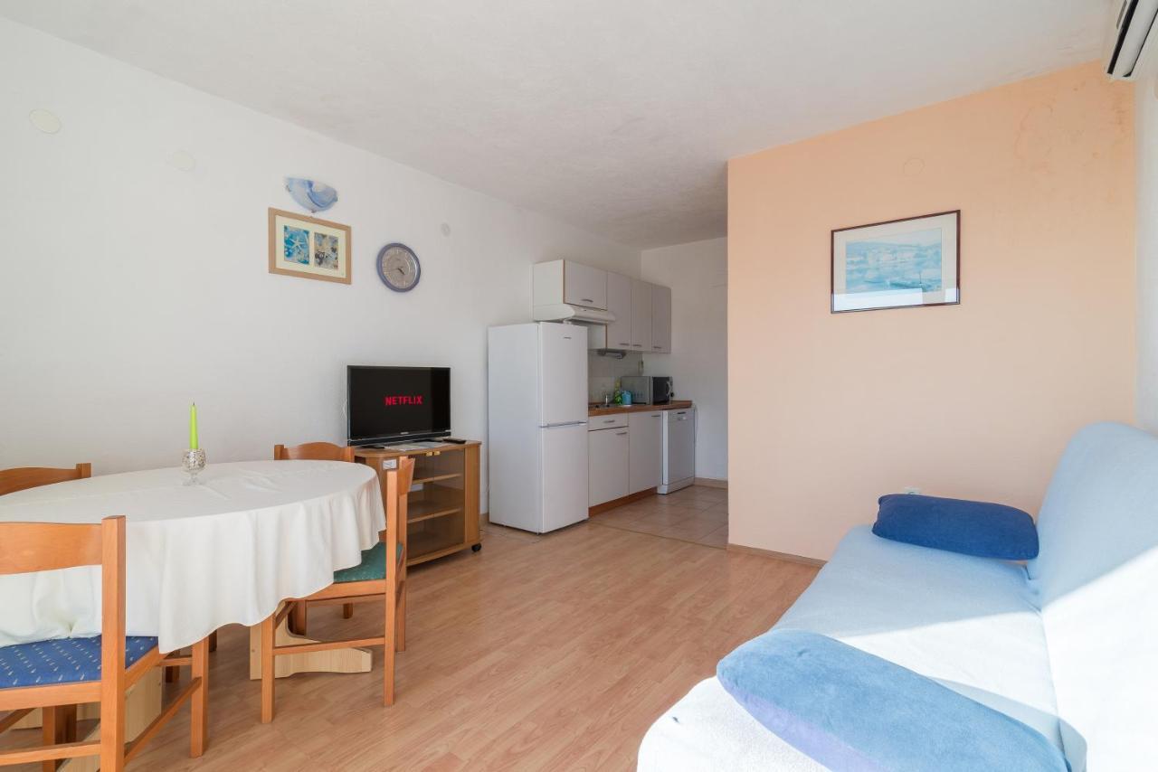 Olive Gardens Apartment Primosten Luaran gambar