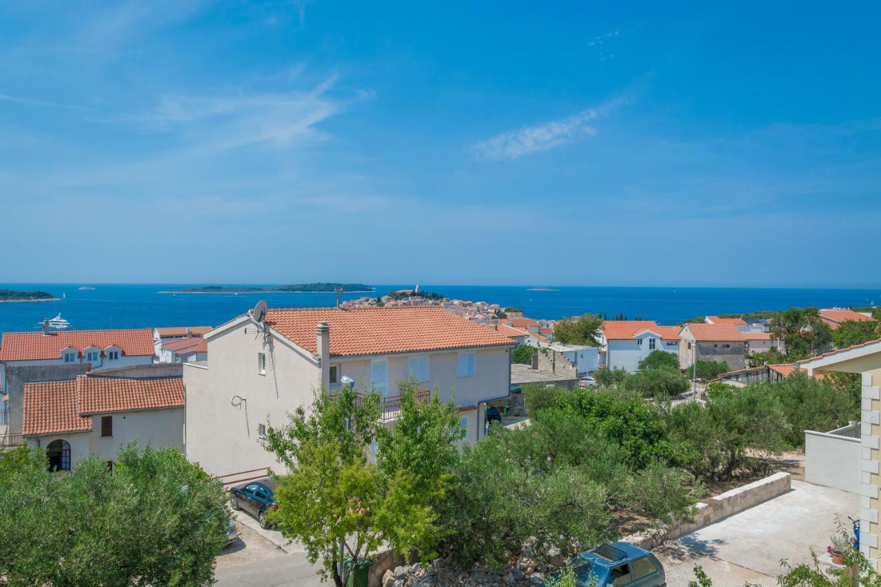 Olive Gardens Apartment Primosten Luaran gambar