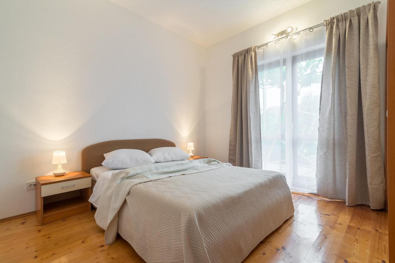 Olive Gardens Apartment Primosten Luaran gambar